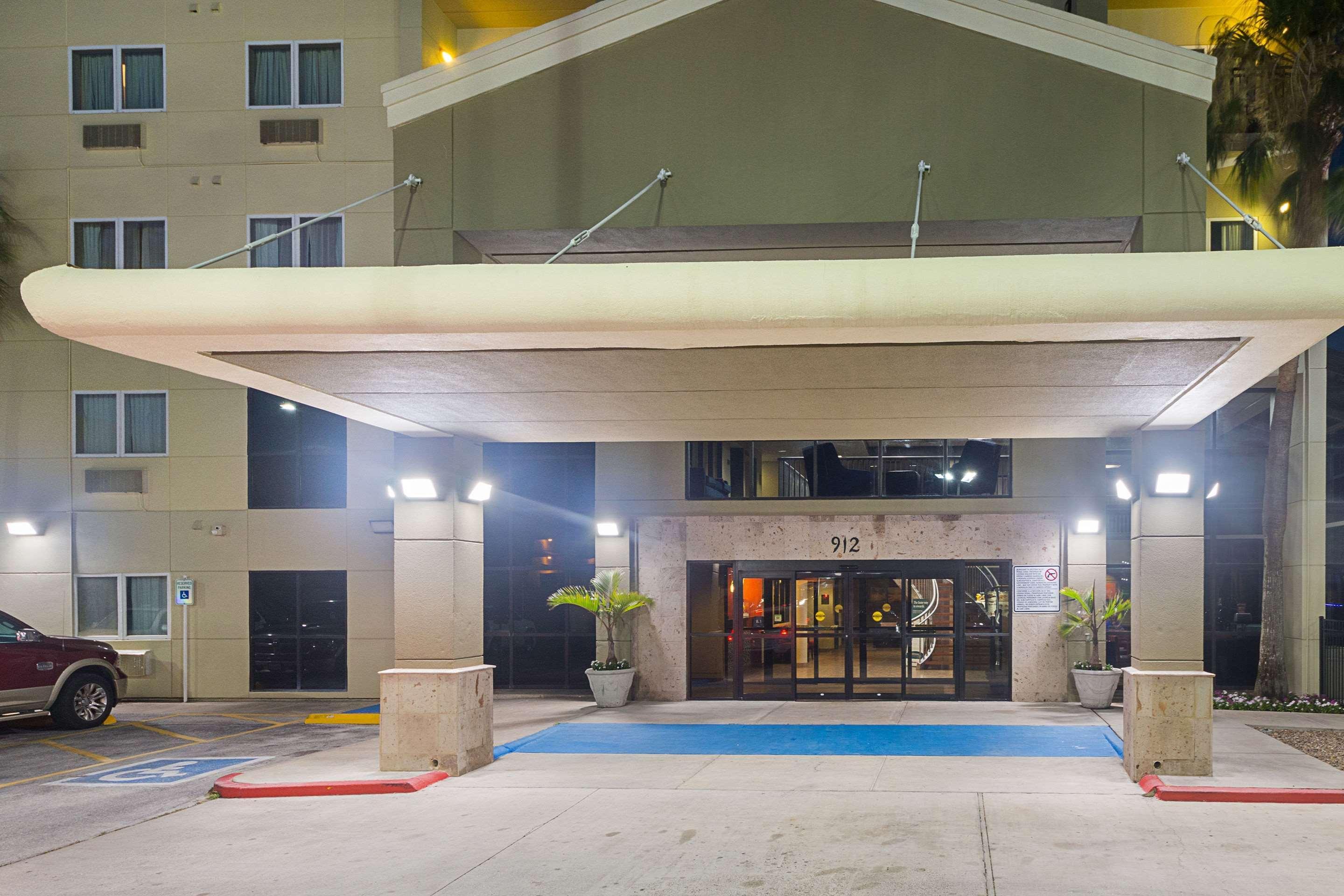 Comfort Suites Beachside South Padre Island Exteriör bild